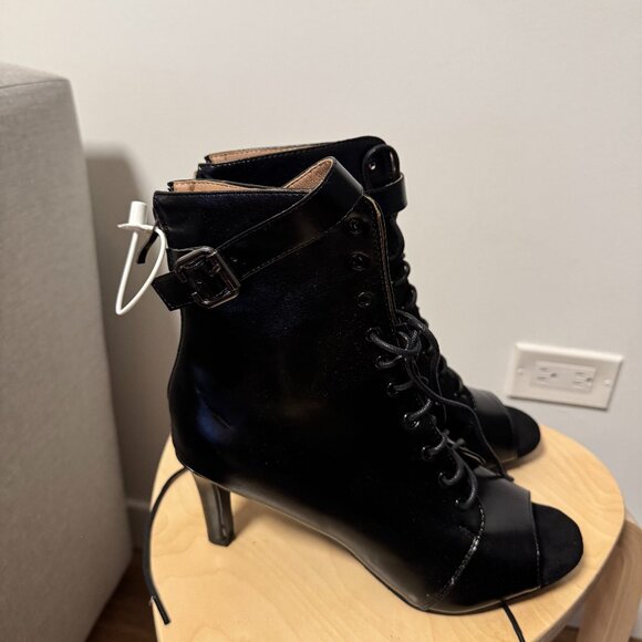 Dance and Sway Women's Black Leatherette Dance Shoes, Size 9 - Picture 6 of 11